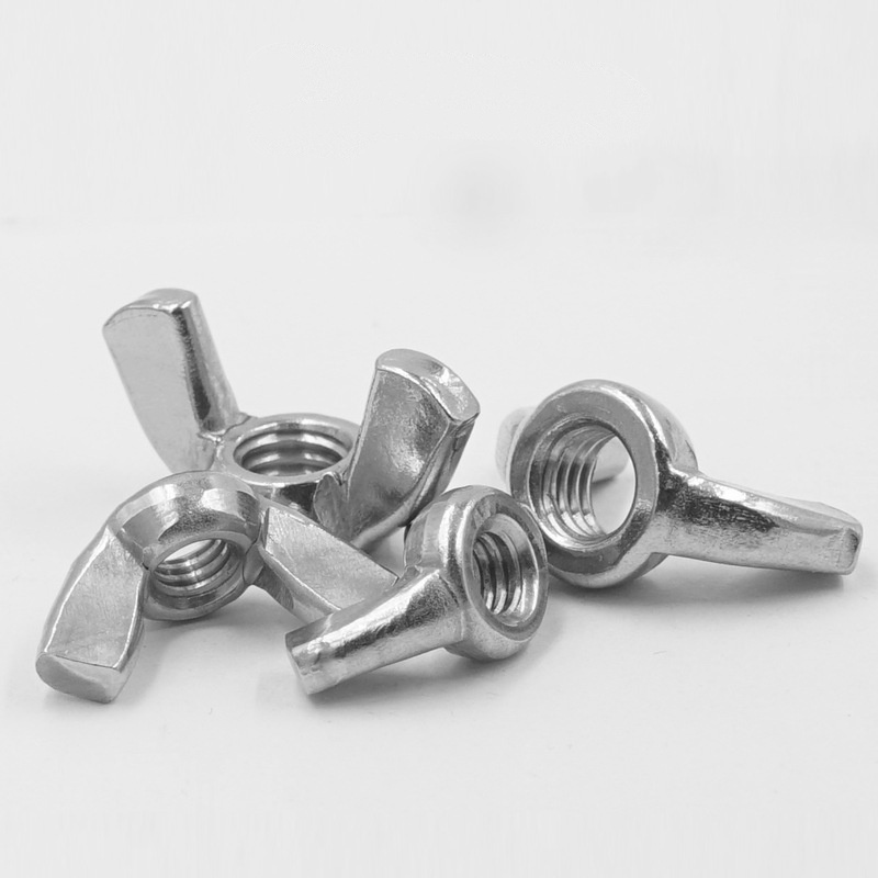 Sparno veržlė su užapvalintais sparnais