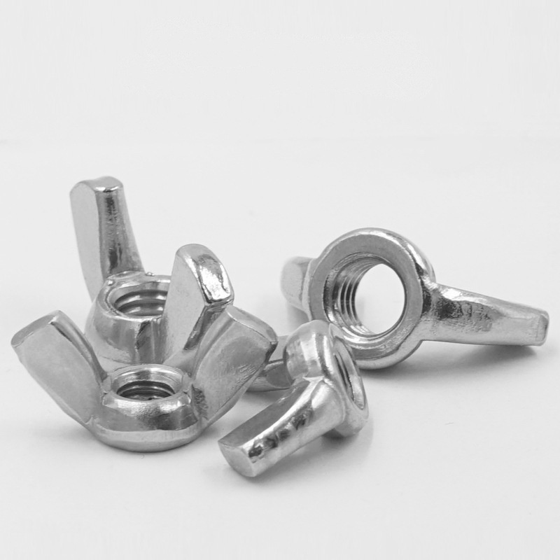 Sparnų veržlės apvalios sparno formos